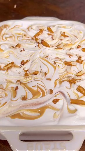 Peanut Butter Pretzel Pie with Chocolate This is one of my favorite sweet & salty desserts. I have new recipes coming soon…full recipe⬇️ https://thesaltycooker.com/gluten-free-peanut-butter-chocolate-pretzel-pie/ Note: With the pretzel crust this dessert is best enjoyed fresh. Ingredients 8oz bag of @snyders_hanover pretzels, crushed up 4 tbsp butter, melted 16oz @kitehillfoods cream cheese 5.9 oz instant chocolate pudding 2 cups powdered sugar 1/4 cup @ripplefoods milk 1 cup creamy peanut butte