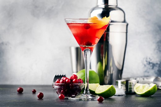 24 Sweet & Fruity Alcoholic Drinks