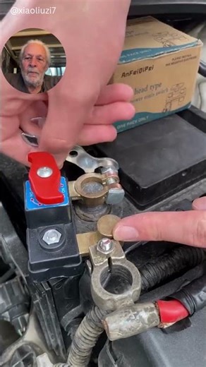One Simple Switch Stops Battery Drain #tools #carlife #diy