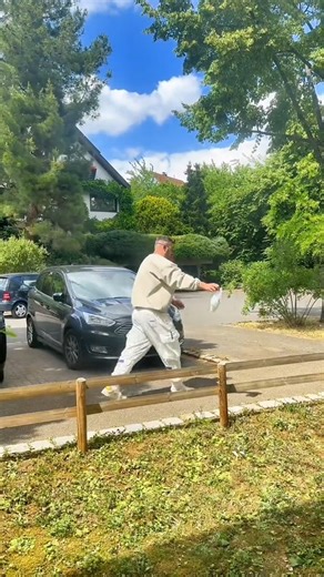 100K views · 1.8K reactions | Habt ihr Tipps #couplegoals #couplecomedy #couplehumor #fypシ #fürdich #fyfyfy | Benny und Angie | Facebook