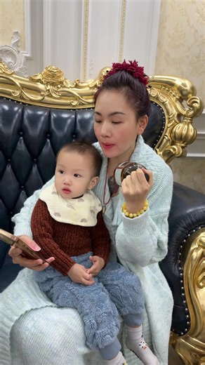 Video của Lã Thuý Kiều (@thuykieuphule) với bản nhạc nhạc nền - Lã Thuý Kiều