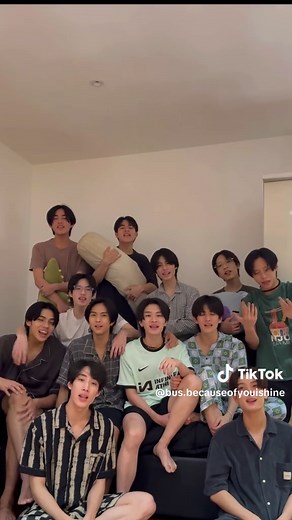 BUS รวมตัวกันส่งความคิดถึงใน MV ใหม่