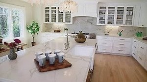 Watch Bargain Mansions Season 1 Episode 11 - Move That Kitchen