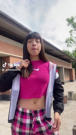 Morena Tatuada: Estilo y Tendencia en TikTok