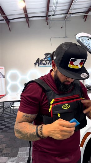 One small tool that makes a BIG difference 🔥 The Magic Pouch keeps my tools right where I need them during PPF and tint installs — no wasted movement, no scratches, no slowdown. This is how we work smarter at Detail AesthetiX 💪 📍 Cibolo, TX 💬 Comment “MAGIC” if you want to know where I got it #DetailAesthetiX #PPFLife #TintLife #MagicPouch #ppfinstaller