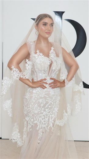 Melek Duba on Instagram‎: "@rola_bq At this address you can find beautiful evening gowns, wedding dresses and elegant dresses. Stay tuned, you’ll earn a discount coupon for every garment you like by using my code.#saudiarabia🇸🇦 #bridelooksbeautiful♥️ كود خصم مقدَّم من أنجل لكل عميلة تقتني فستانها من بوتيك رولا جمال الدين 💫 🌟 استمتعي بـ خصم 15٪ باستخدام كود الخصم: [ANGEL15] لأن الأناقة الحقيقية… تُمنح لمن تختارها ✨ #بوتيك_رولا #كود_خصم #أناقة_موقعة تجربة_فاخرة"‎