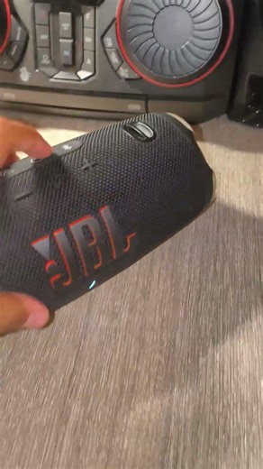 Plugging In JBL Charge 6 & Startup #fyp #viral
