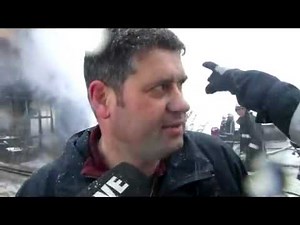 Großeinsatz: Garagenbrand gefährdet Wohnhaus in Schwarzenberg