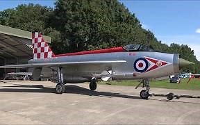 【英国/布伦廷索普机场】冷战时期军机展示 — "闪电"F.6超音速战斗机（2019/8）