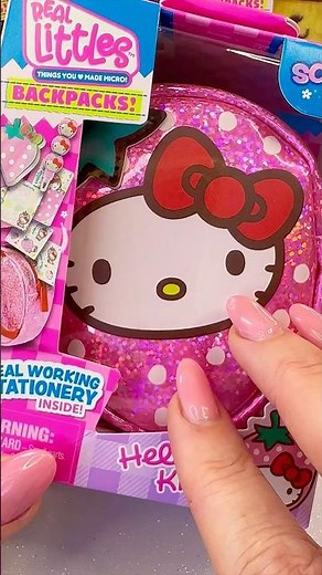 Unboxing Hello Kitty Real Littles Backpack 🍓. #hellokitty #reallittlesbackpacks #minibackpack