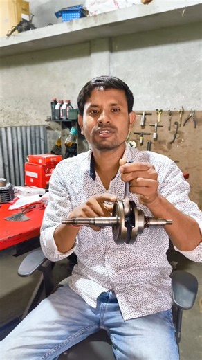 Top Service on Instagram: "How To Check Crankshaft Oil Circulation Rotation #automobile #trending #crankshaft #shorts"