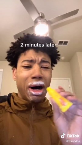 Best Way to Apply Carmex for Smooth Lips