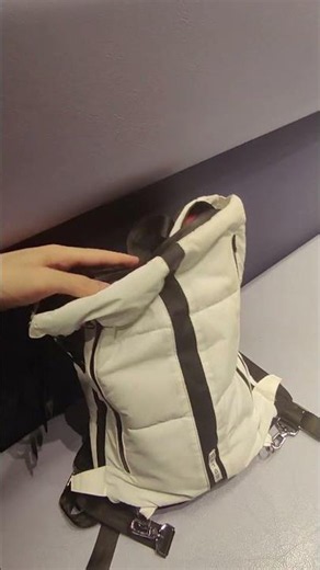 建築家が本気で作ったバックパック、柔らかなフォーム #erabi #bag #あるある