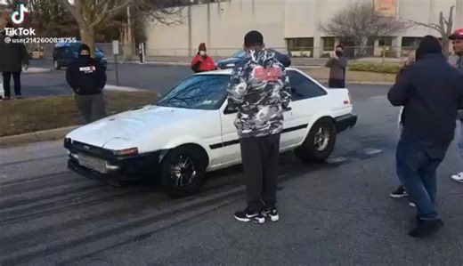 Burnout Toyota Corolla ae86 💪💪🚘💥 6cyl inside 💪💪💪 #fb #ae86 #TeamIncordios #2026Ready #toyota | Los Incordios
