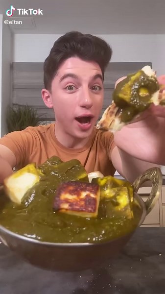 Restaurant Style Palak Paneer Recipe | Authentic Indian Food