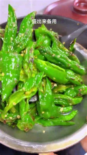 Stir-fried Pork with Chili is a Huge Hit! Perfectly Stir-fried and Flavorful! Rich Fermented Bean...