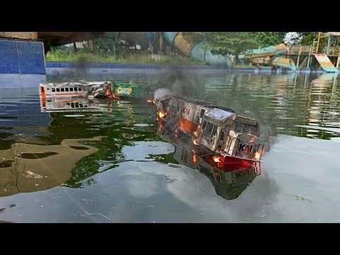 Drama Mencari & Merakit Kereta Api Kayu Besar CC201,CC206 + Gerbong Berenang di Kolam Angker