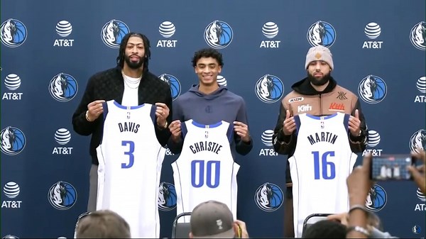AD acknowledges the 'shocking' trade to Dallas will come with 'a tough transition'