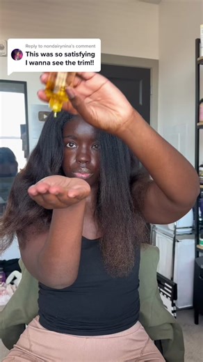Replying to @nondairynina Just gave my ends a little ✨dust✨ A quick video on how I trim my hair at home! #trimathome #diyhaurcut #cuttingyourends #trimmedhair