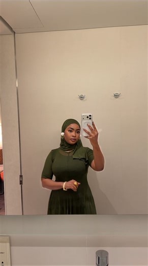 𝐏 𝐇 𝐄 𝐍 𝐎 𝐌 𝐄 𝐍 𝐀 𝐋 on Instagram: "Got tricked🤣😜 one thing about running a business in Nigeria is you’ll suffer at the hands of park drivers! Like you’ll run mad 😭 and most customers opt for park deliveries because it’s cheaper and actually faster but you’ll run mad at some point 🤣😭 Who else hates dealing with park drivers?🥲"