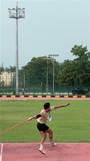 WORLD RECORD? This Javelin Throw Is UNREAL 😱🔥#javelinthrow #javelin #epicthrow #sports #tranding