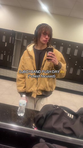 late lift but we’re still getting lit!!! #djboyband #model