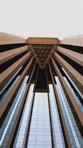 Fairmont Dubai will always be your gateway to a world of sophistication and style. ✨⁣ ⁣ Our renovated rooms allow you to rediscover the art of modern hospitality amidst #Dubai’s glistening towers.⁣ ⁣ Explore our suites by visiting the link in our bio.⁣ ⁣ #RediscoverFairmont ⁣ #RediscoverDubai⁣ #FairmontDubai ⁣ #FairmontHotels ⁣ #ACCORHotels ⁣ #All_mea ⁣ #LiveLimitless⁣ #MyDubai⁣ #ThatFairmontFeeling | Fairmont Dubai