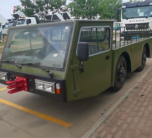 [Hot Item] 4X4 Aircraft tow bar tractors and tugs/ aircraft towing vehicles