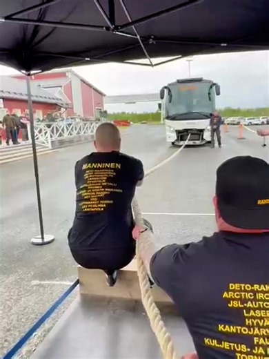 80kg Strongman Challenges 15000kg Truck Pulling