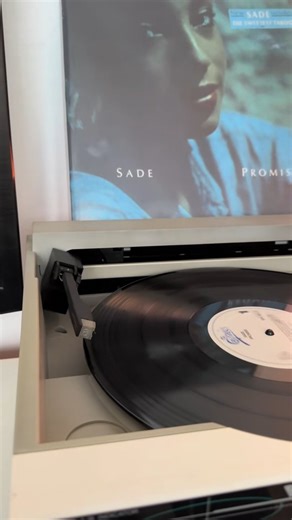 An early-1980s all-in-one stereo system, and a strong example of a period when Japanese manufacturers closely linked HiFi, industrial design, and domestic innovation. At the time, audio equipment was not only built to reproduce music: it was designed to embody modernity. Brands were competing to integrate more functions into a single unit, while turning technology into something visible - almost demonstrative. Mechanical ingenuity became part of the experience, and innovation was meant to be see