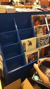 【中古レコードを特別プライスで販売中！】OTAI AUDIOメインチャンネル登録者数15,000人突破記念です。