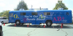 New blood mobile makes first stop in Rochelle