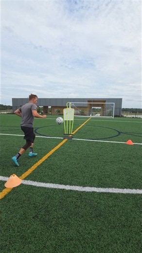 Mizuno Morelia Neo 3 Pro AG - Last session. Link to the full review in the video.