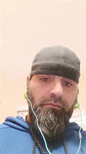 Swag (@redneckcountryboy420)’s videos with 2 Bodies - Brabo Gator & Savannah Dexter