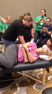 @robertgwellness12 and @massagebykristenatx showing off their sweet moves! This one is especially good for the smaller therapists as it uses leverage to overcome a client’s weight. One of the many tools for carpal tunnel relief, neck pain and compression I will integrate into my practice. This move has MANY modifications that I’m already dreaming up as well as many applications!!! Can’t wait to show you guys🙏🏾🙏🏾🙏🏾 #manaconganas #painfreeonlyway2b #massagewarrior #robertgardnerwellness #tha