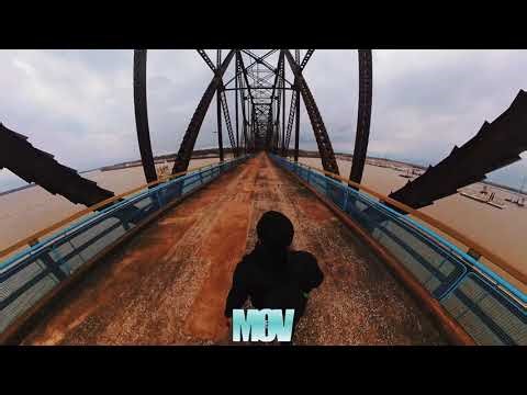 Exploring The Old Chain Of Rocks Bridge