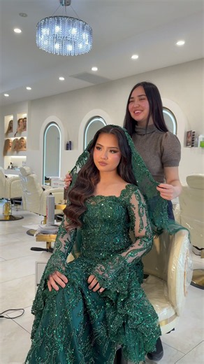 Melbourne hairstylist trending salon reel