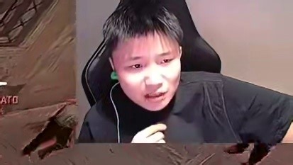 b1t原地开转无解4杀看傻蛋总，蛋：全都是爆头这b1t！