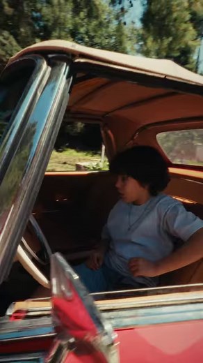 Hands on. Or off? 🙌 See how our steering wheel has evolved over time. So now the DRIVE PILOT can take over control when activated. The automated driving function takes over certain driving tasks. However, a driver is still required. The driver must be ready at all times to take over control of the vehicle when prompted to do so by the vehicle. To use the Digital Extras, you must create a Mercedes me ID and agree to the terms of use for the Mercedes me connect services. Music: Performed by Roger