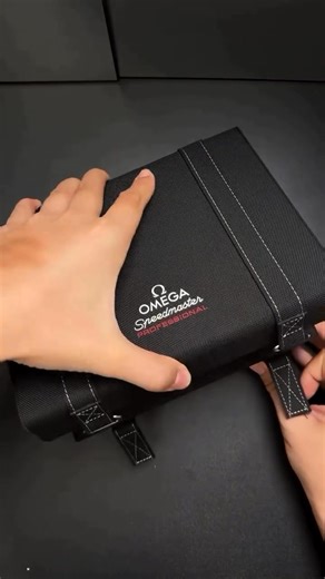 Unboxing a Omega Speedmaster Professional Moonwatch is still one of the best experiences 🚀 Happy #speedytuesday Watchfam! What’s on your wrist today? Let us know in the comments!👇🏼 🎥: @phuongdhpho #chrono24 #omega #speedmaster #moonwatch #unboxing | Chrono24