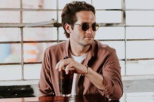 5 Things High Value Men Never Do - Boost Your Confidence the Right Way