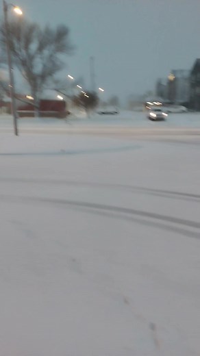 Made it back had a awesome walkabout my Darling has her snacks now time to make us something to eat hope you guys could hear the video because my phone sucks butthole Hahaha | Patsy Owlboy