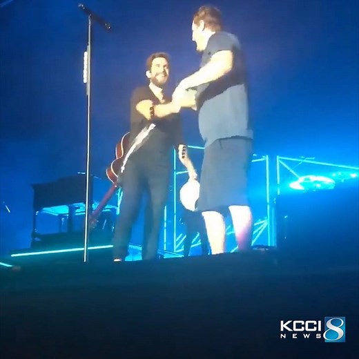AMAZING ❤️ Nathan Forst, of Knoxville, became the "Star of the Show" when country heartthrob Thomas Rhett pulled him on stage last night! His wife, Kaylee, caught the special moment on camera: | KCCI