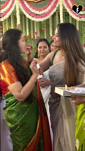 Sixteen days of festival movie opening.. #anasuyabharadwaj #RenuDesai #movievolumeuncut