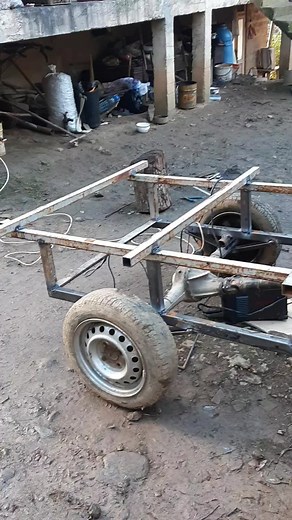 Homemade Three-Wheeled Vehicle Showcase