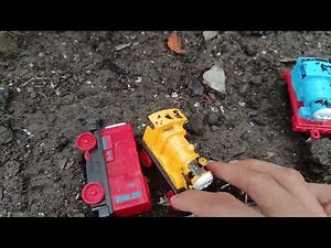 MAINAN KERETA API THOMAS ISI 4 MAIN DIPASIR (THOMAS DAN TEMAN - TEMANNYA)