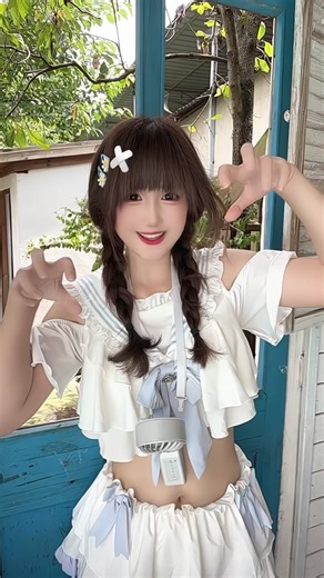 哈哈哈跳一个这个🦌#真真mako #元気 #可愛い #dance #chinesegirl