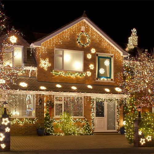 How Many Christmas Lights Can I String Together? | Rytec