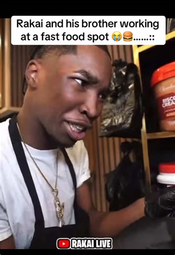 Rakai and his brother working at a fast food spot 😭🍔 #rakai #cloverhouse #streammoment #viralshorts #funnyclip