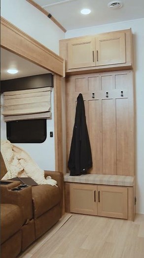 Keystone Arcadia Super Lite 242SLMD, State & National Park Friendly